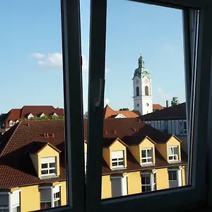 schwalbennest-fuerth.nuremberg-hotels.org/